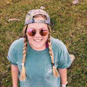 Meet your Posher, Emmy